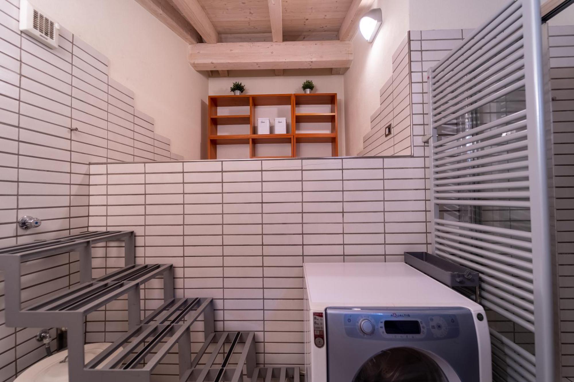 Realkasa Schiavonia Studio Bologna Buitenkant foto